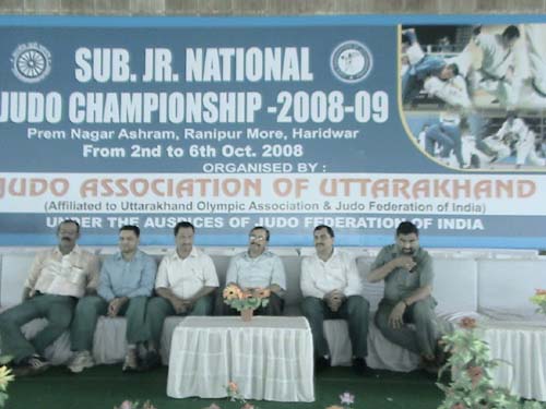 Mr. Mukesh Kumar, General Secretary, JFI with EC Members, during the Junior National Judo Championships 2008-09, held in Haridwar, Uttarakhand, from 2nd to 5th October 2008